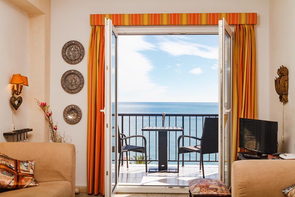Bahia 57 Apartments Casasol ネルハ エクステリア 写真
